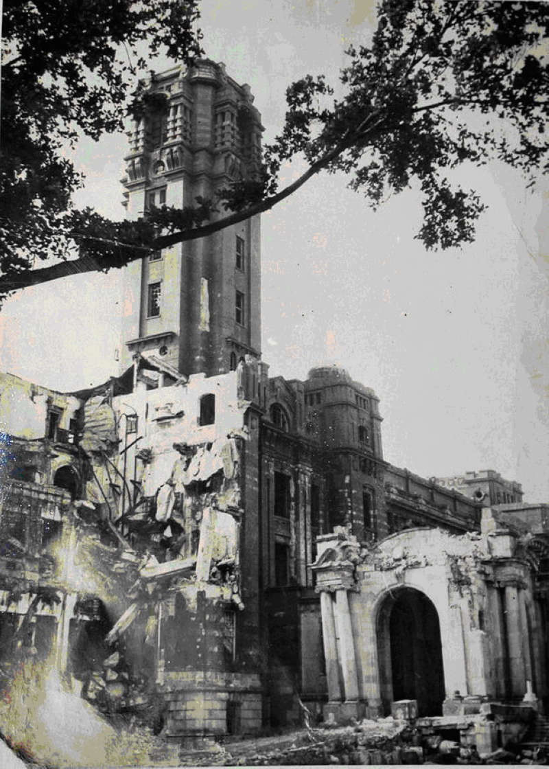 The Office of the Governor-General was damaged by U.S. aerial bombing during World War II. (photo by Wu Wen-hsi, reprinted from the Office of the President archive)