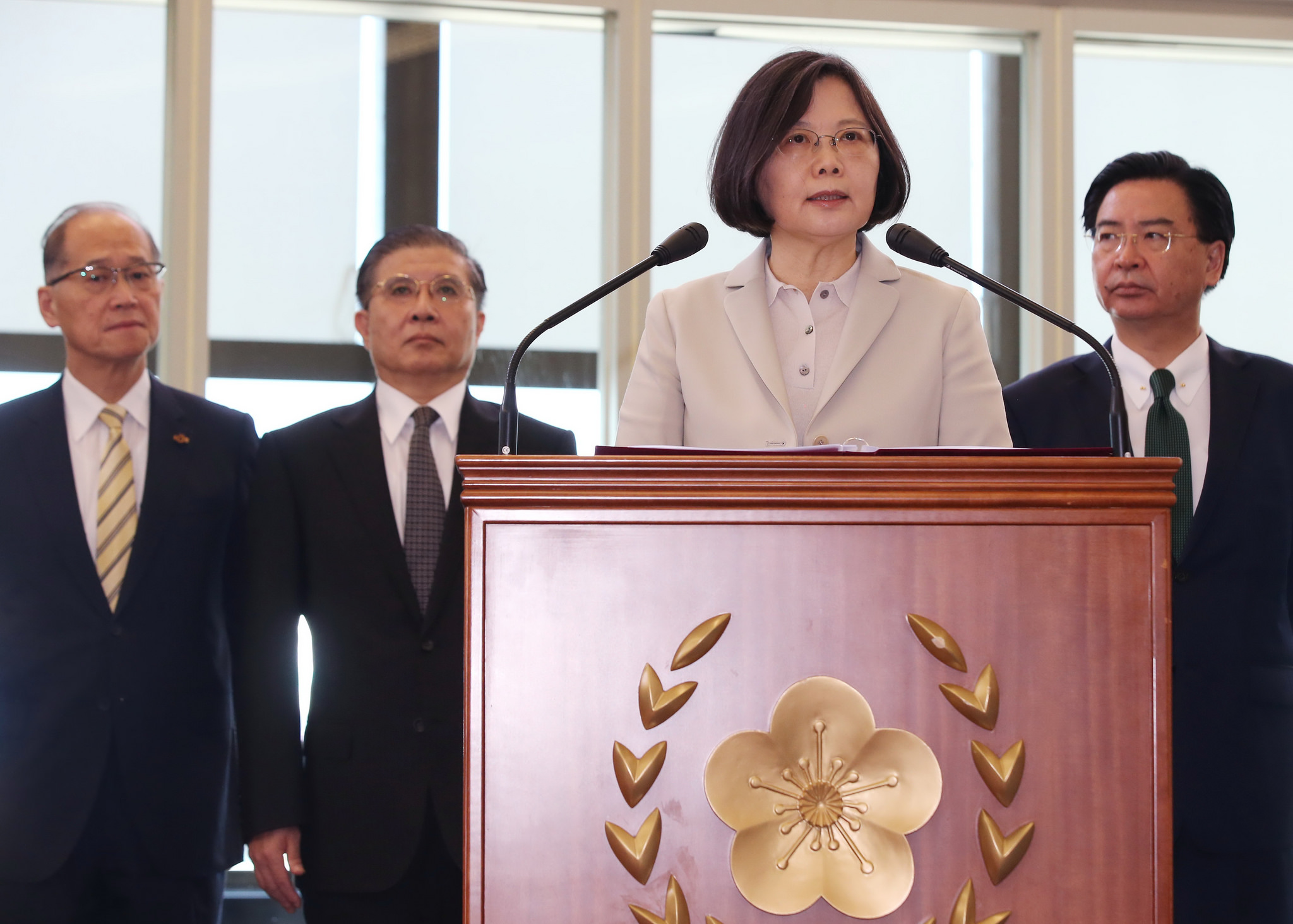 President Tsai departs on journey to diplomatic allies Panama and Paraguay