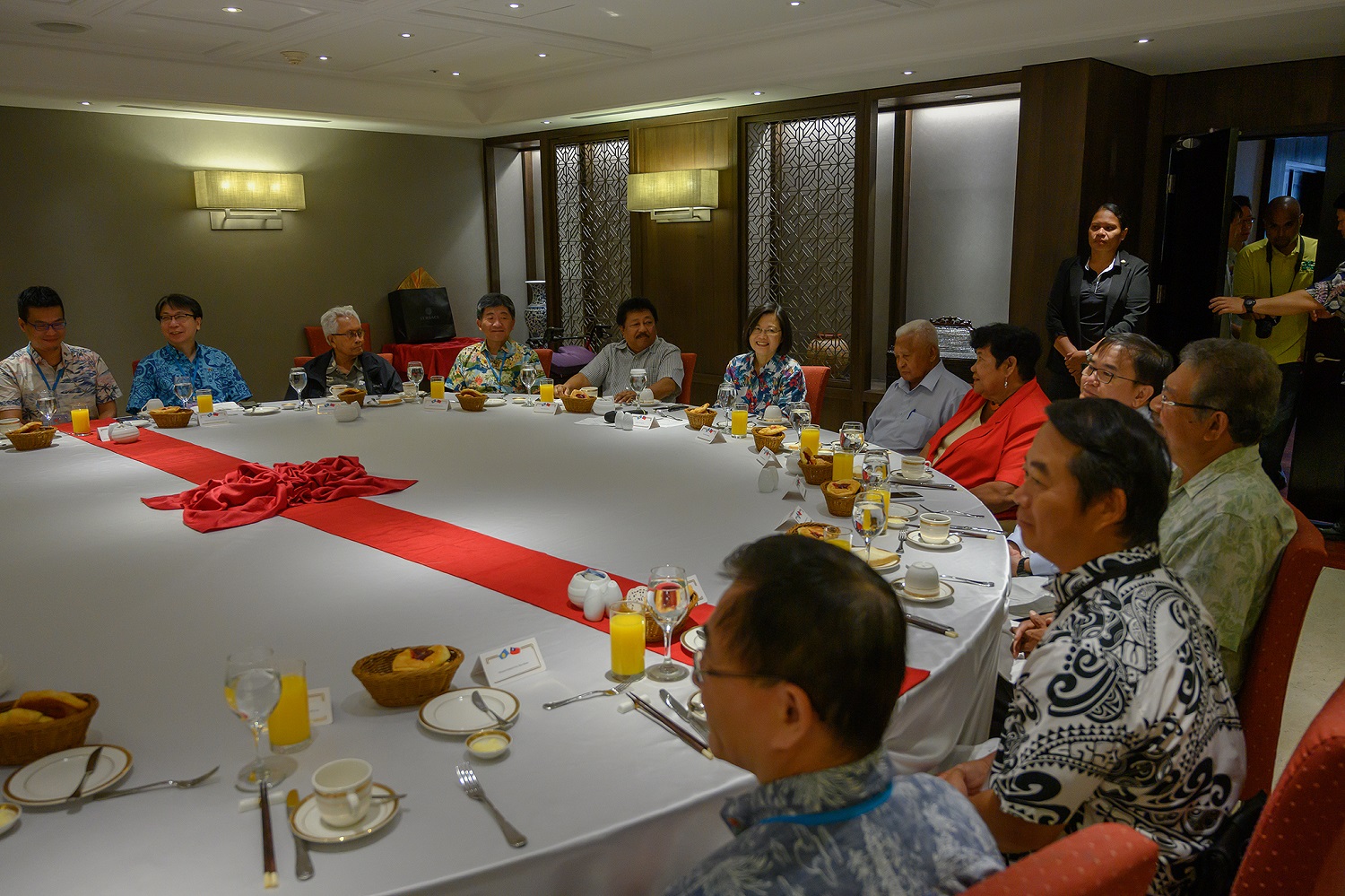 President Tsai attends breakfast meeting with President Remengesau and traditional leaders