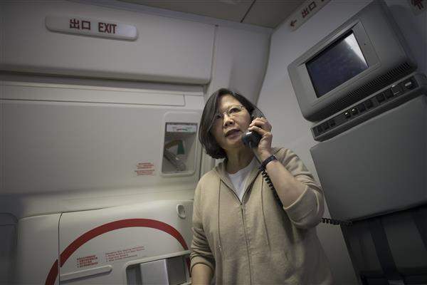 President Tsai delivers remarks aboard aircraft after departing for Central America.