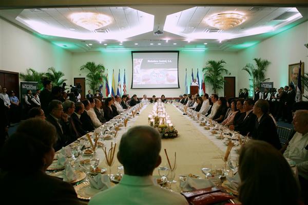 President Tsai attends a welcome banquet hosted by Nicaraguan business leader Roberto Zamora.