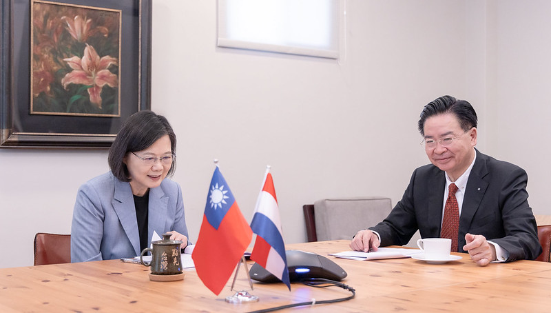 President Tsai offers congratulations on behalf of the people and government of Taiwan to President-elect Peña.