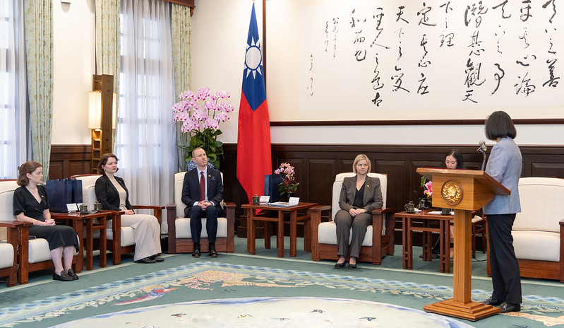 President Tsai addresses a delegation led by Ms. Guri Melby, the Liberal Party leader and the second vice chair of the Standing Committee on Foreign Affairs and Defense of Norwegian Parliament.