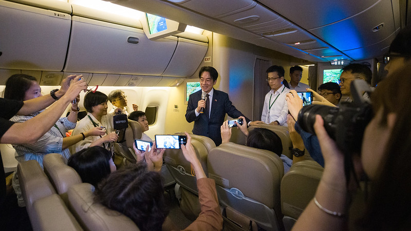 Vice President Lai Ching-te speaks with traveling press corps aboard aircraft en route to Paraguay.