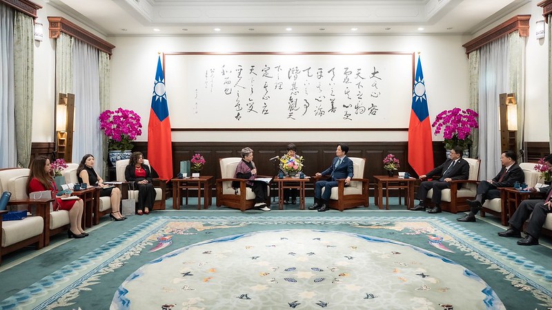 President Lai Ching-te meets with a delegation led by First Lady Lucrecia Peinado of the Republic of Guatemala.