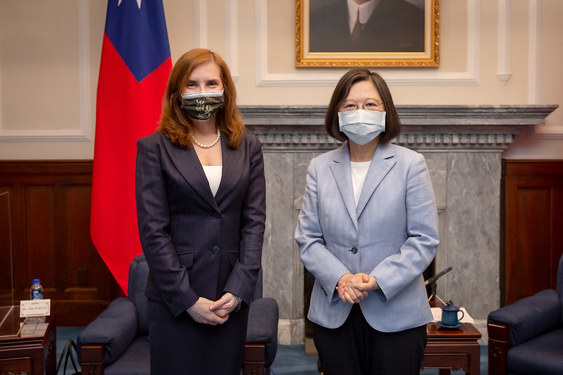 President Tsai meets Australian Representative to Taiwan Jenny Bloomfield