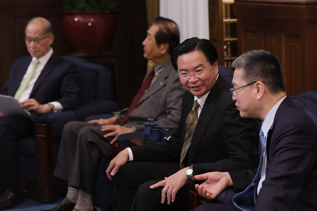 Foreign Minister Joseph Wu is also present at the meeting between President Tsai and participants attending the Formosa Forum.