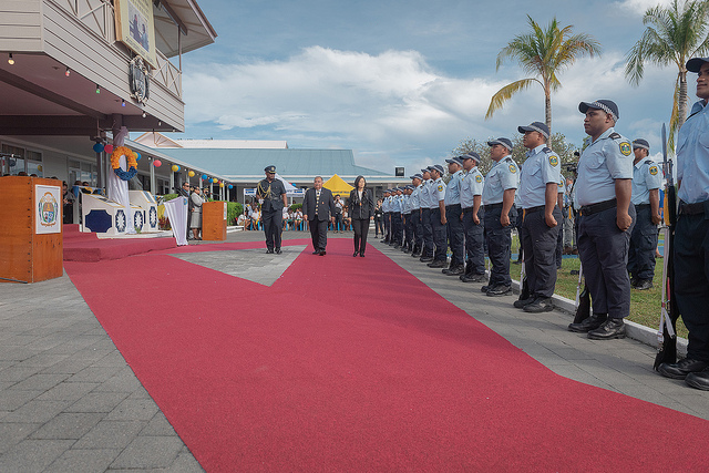 President Tsai arrives at the Nauru government buildings to attend Nauru's official welcome ceremony.