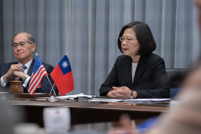 President Tsai attends a videoconference from the Presidential Office with important US political figures and scholars.