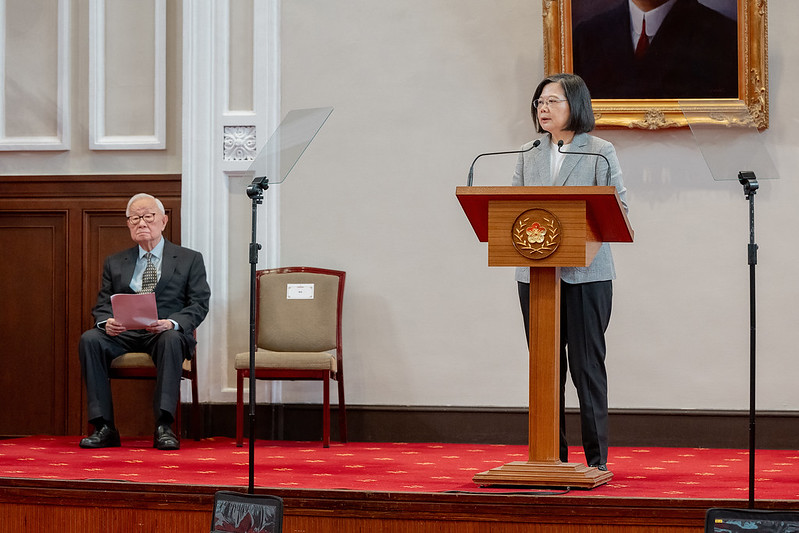 President Tsai delivers remarks at a press conference before Taiwan's delegation departs for the 2023 APEC Economic Leaders' Meeting.