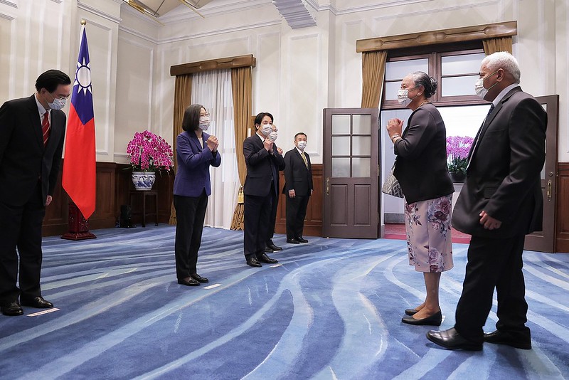 President Tsai Ing-wen receives congratulations from foreign guests attending the 2021 National Day celebration.