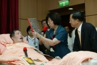 President Chen attends the book launch of ''The Stone and the Flying Bird'' written by Mr. Chen Hong.