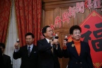 President Chen and Vice President Lu Attend the Year-end Media Banquet at the Office of the President.