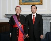 President Chen Honors Paul Cardinal Shan with the Order of Brilliant Star.