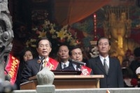 President Chen Prays to Goddess Matzu to Bless Taiwan.