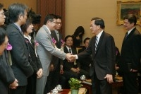 President Chen Receives the Winners of the 13th Chinese Architectural Golden Award.