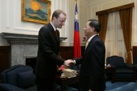 President Chen Receives German Parliamentarians.