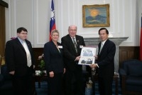 President Chen Meets Visiting Canadian Parliamentarians.