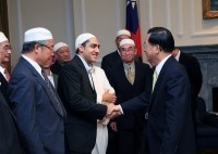 President Chen Meets with Taiwanese Muslim Pilgrims.