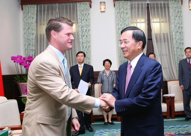 President Chen Meets American Enterprise Institute Scholar Randall Schriver.