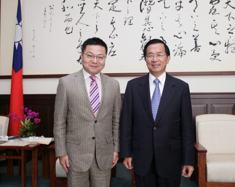 President Chen Meets Japan's Saga Prefecture Governor Yasushi Furukawa.