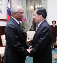 President Chen meets with the Former President of the Republic of Sao Tome and Principe Miguel Trovoada. 