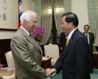 President Chen Meets French Parliamentary Delegation.