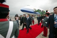 President Chen Arrives in Guatemala.