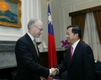 President Chen Receives Mr. and Mrs. Herman Van Rompuy of the Taiwan-Belgium Parliamentary Friendship Group.