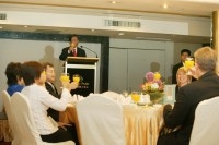 President Chen  addresses the Luncheon of the International Federation of Journalists.