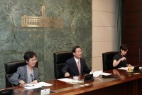 President Chen attends a videoconference with journalists of the Foreign Correspondents' Club of Japan.