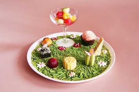 Eighth Course:Garden Formosa Mixed Fruit & Desserts Platter