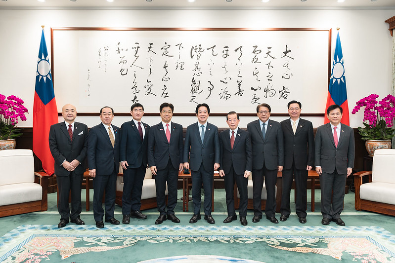 President Lai meets Japan's former Chief Cabinet Secretary Kato Katsunobu