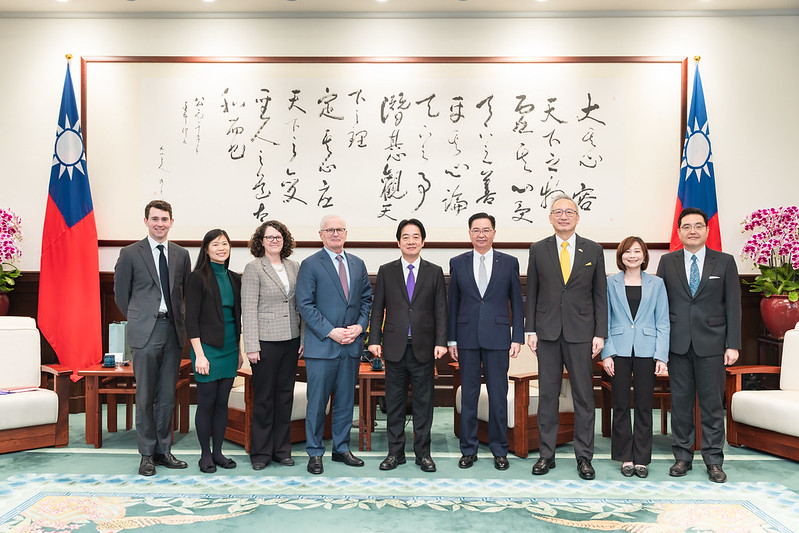President Lai meets Semiconductor Industry Association delegation
 