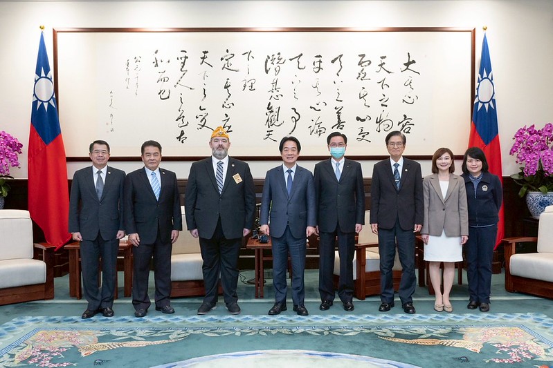 President Lai meets American Veterans National Commander Paul Shipley