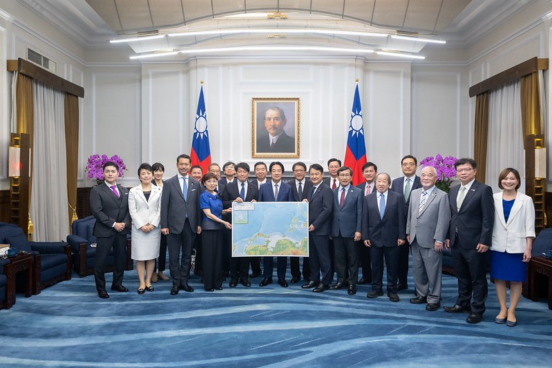 President Lai meets delegation from Japan Forum for Strategic Studies and Formosa Republican Association