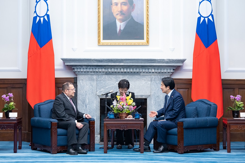 The President and ambassador then each deliver remarks