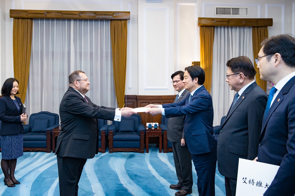 Receiving credentials from a new ambassador is an important official ceremony for a nation's head of state, both in terms of formality and substance